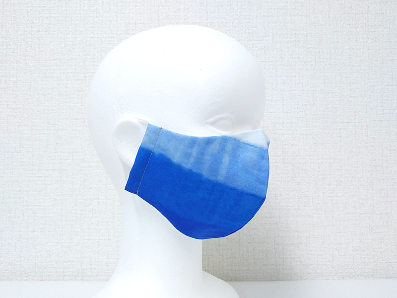 【MADE IN JAPAN】 水彩横縞　ブルー　マスク