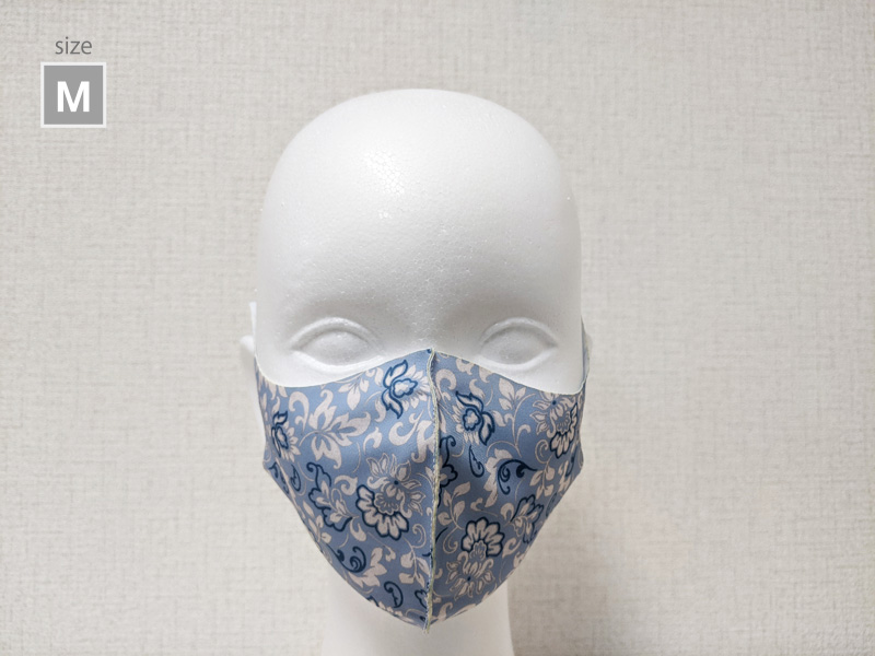 アラベスクフラワー　ライトブルー　薄型マスク